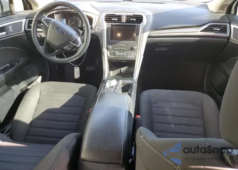 2020 Ford Fusion Se z USA, uszkodzony, nr VIN 3FA6P0LUXLR223452